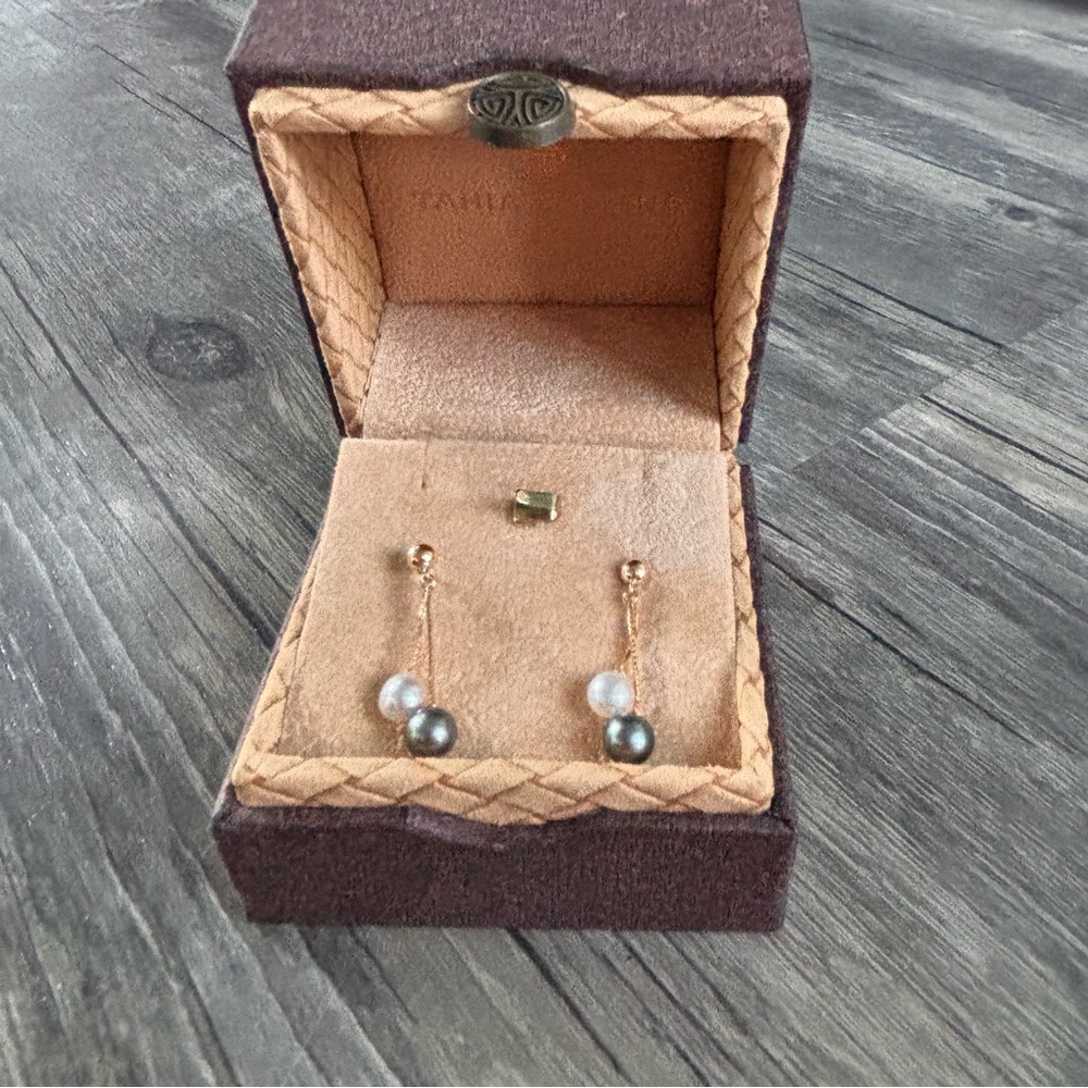 Sophisticated Dual Pearl Earrings with Gold Accents